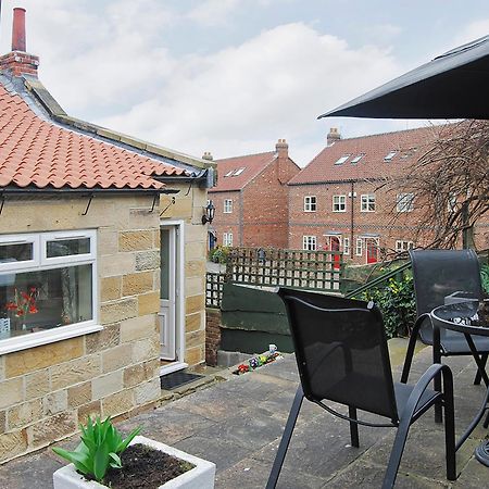 וויטבי Waterstead Cottage מראה חיצוני תמונה